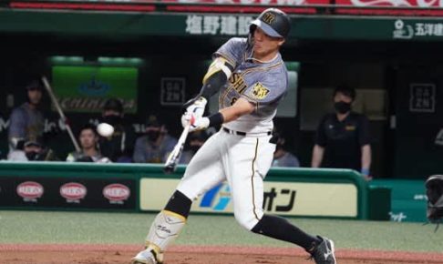 阪神佐藤輝、3人目の“新人本塁打王”はある？　OB捕手が分析「驚いたのは1発目」