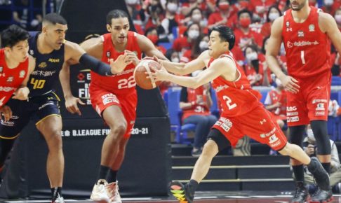 千葉ジェッツ、初Vに王手！　BリーグCS決勝第1戦　宇都宮に先勝