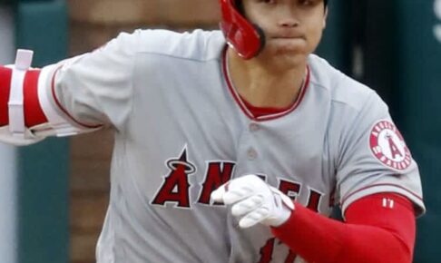 波乱の大谷劇場　投手交代後に再び二塁打　3勝目は消滅も打線けん引