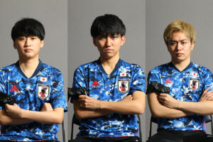 サッカーe日本代表（左から、Web Nasri、Jay、Agu）(C) JFA