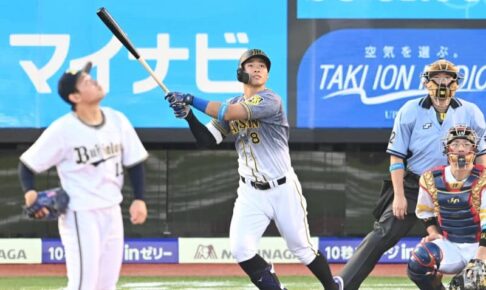阪神・佐藤輝がオールスター初アーチ　新人の本塁打は史上5人目の快挙