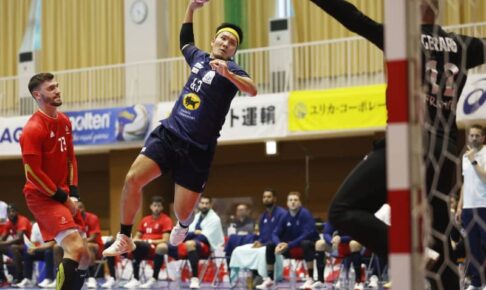 ハンドボール、日本は仏に大敗　ジャパンカップ