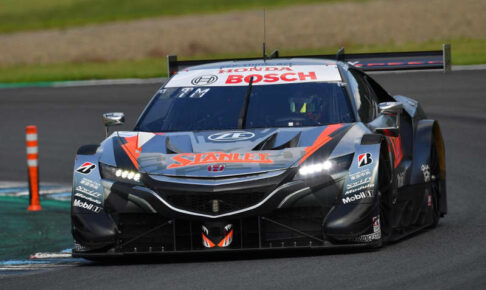 STANLEY NSX-GTが接戦を制しポール・トゥ・ウィン【スーパーGT選手権 Rd04】ツインリンクもてぎ