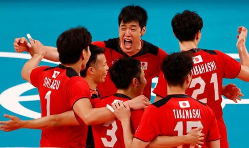 五輪＝男子バレー、日本が29年ぶり勝利　ベネズエラにストレートで