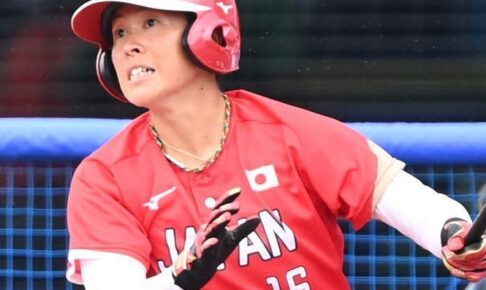 ソフトボール3連勝で決勝進出に王手！　二刀流・藤田が3戦連続アーチ