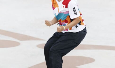 日本勢3人とも決勝へ スケートボード・26日 日本勢3人とも決勝へ スケートボード・26日