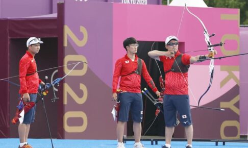 アーチェリー男子団体で銅メダル