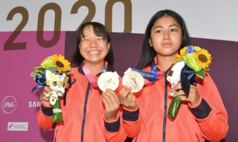 スケボー西矢＆中山、解説の「ゴン攻め」の意味は「わからないです」