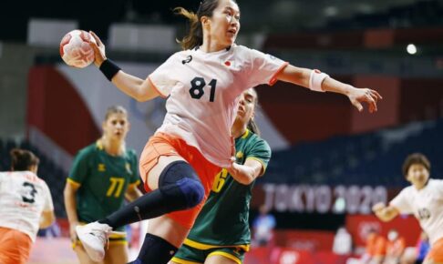 東京五輪ハンドボール女子45年ぶり勝利　石立真悠子の日本、モンテネグロを下し1勝1敗