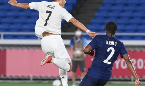 久保建英が3戦連発！酒井も決めて2点差　8強かけたフランス戦