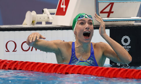 女子平泳ぎ200mで世界新記録を達成したタチアナ・スクンマーカー（南アフリカ）（C）Getty Images