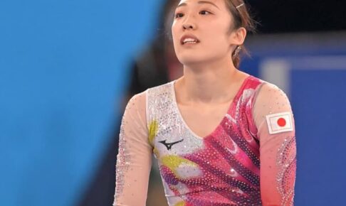 金メダル候補　森ひかるはまさかの予選敗退　痛恨のミスで演技続行不可に