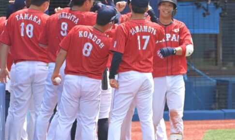 侍ジャパンが2連勝！A組1位通過　山田が3ラン＆4打点の大暴れ　坂本にも一発