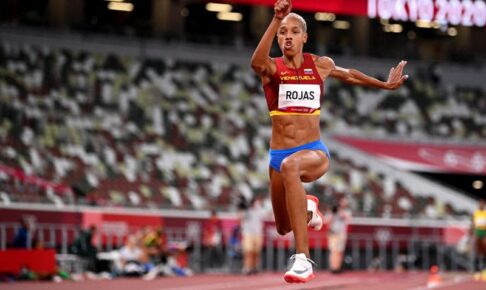 五輪＝女子三段跳びで世界新、ベネズエラのロハスが金