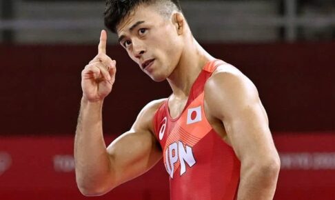 レスリング文田健一郎が「銀」　