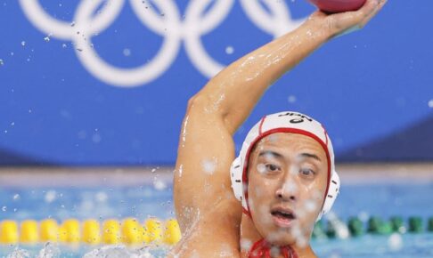 日本男子、37年ぶり勝利　水球・2日