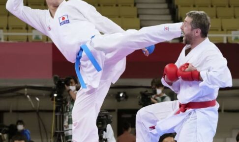 空手男子、荒賀龍太郎が「銅」　組手で初メダル獲得