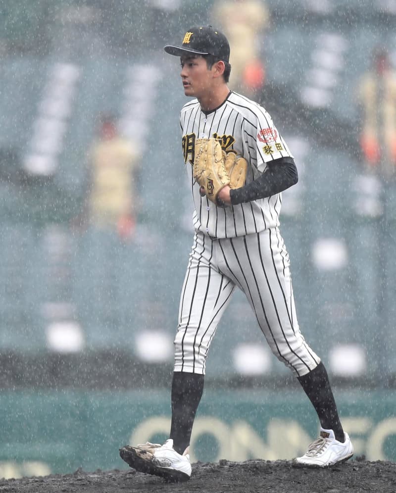 ノースアジア大明桜・風間、四回まで“ノーノー”も降雨ノーゲーム