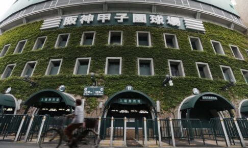 夏の甲子園大会は雨で順延　 13日の高校野球