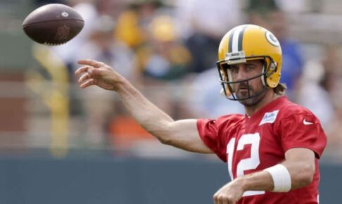 パッカーズQBロジャース、「昨年のこの時期はグリーンベイでの最後の年になると思っていた」