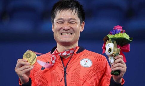 【東京パラ・車いすテニス】金メダルの国枝慎吾に１億円　ユニクロが特別報奨