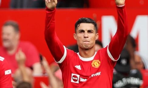 ロナウド、ユナイテッド復帰戦で2ゴール！敵将も「別格のスーパースター」とお手上げ