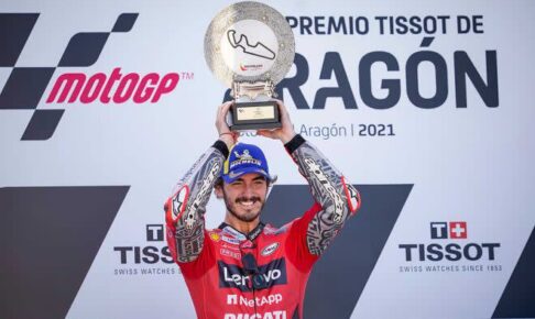 MotoGP第13戦アラゴンGP：バニャイアが最高峰クラスで初優勝。最終ラップまで続いたマルク・マルケスの猛攻を退ける