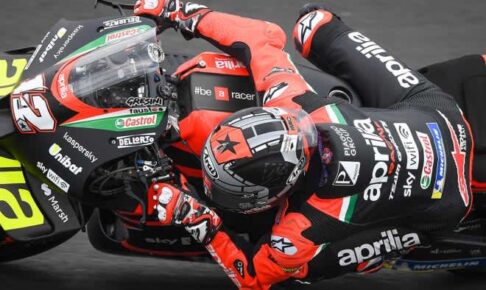 MotoGP第14戦サンマリノGP：アプリリアで2戦目を迎えたビニャーレスが総合トップで初日を終える