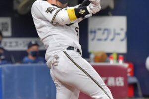 2位オリックス逆転3連勝　T－岡田2発に「完璧でした」山崎福は6回1失点6勝目