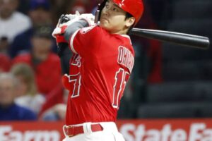 大谷　大飛球届かず9戦ノーアーチ　4打数無安打　打ち損じで顔ゆがめる場面も