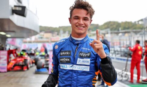 マクラーレンのノリスがキャリア初ポールを獲得、サインツとラッセルが続く。角田は13番手【予選レポート／F1第15戦】