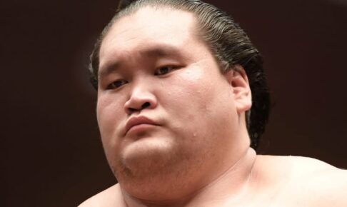 照ノ富士　取組前に史上9人目新横綱V決定　2場所ぶり5度目賜杯　一人横綱で役割