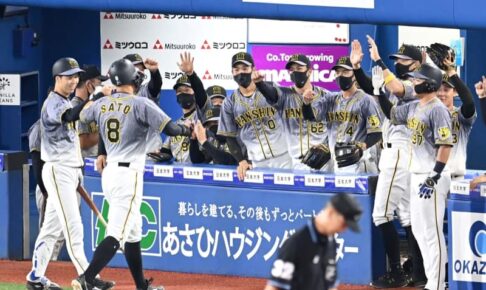 阪神・佐藤輝　自身の人柄が生み出したナイン総立ち祝福　知れば知るほど好きになる