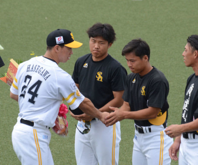 ソフトバンク長谷川勇也が引退　2013年に首位打者、最多安打