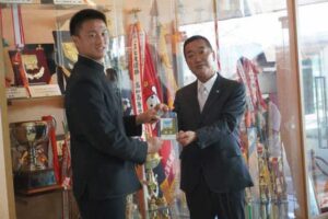 【ドラフト】阪神1位指名・森木大智に指名あいさつ　「勝利に貢献できるように頑張りたい」