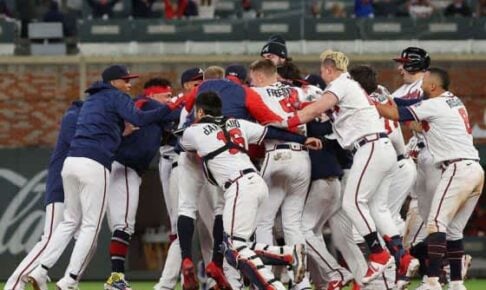 【MLB 優勝決定S】ブレーブスがサヨナラ勝ち！　4番ライリーの一打で昨季世界一ドジャースに先勝