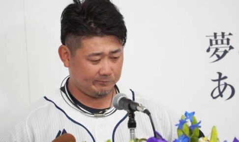 松坂大輔が号泣「辞めなければと自分に言い聞かせた」　球すっぽ抜けで引退意識