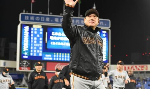 巨人ついに勝った!連敗10で止める 丸V弾 14試合ぶり勝利でCS進出王手 巨人ついに勝った!連敗10で止める 丸V弾 14試合ぶり勝利でCS進出王手