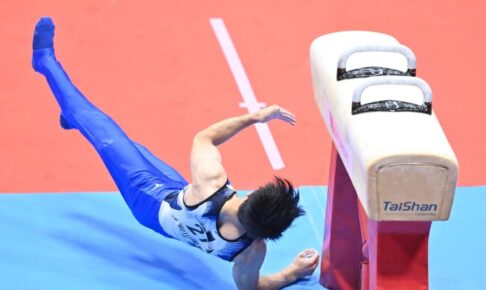 わずか0.017点差　世界体操　橋本大輝が2位敗戦　内村以来の五輪＆世界Vならず