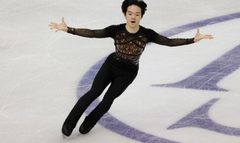 フィギュア＝イタリア大会で鍵山が逆転優勝、女子では三原が4位