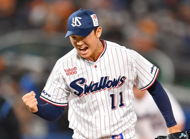 ヤクルト先勝!奥川が大一番で圧巻の“プロ初完封”!塩見スキ突く好走塁で主導権 ヤクルト先勝!奥川が大一番で圧巻の“プロ初完封”!塩見スキ突く好走塁で主導権