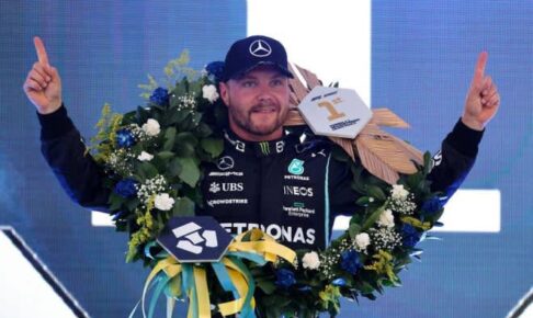 ボッタスがソフトタイヤでフェルスタッペンを抑え込む。予選失格のハミルトンは5番手【スプリント予選レポート／F1第19戦】