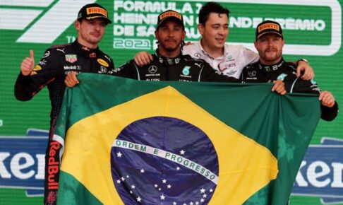 10番手スタートのハミルトン、フェルスタッペンとの激戦を制して大逆転優勝。通算101勝目【決勝レポート／F1第19戦】