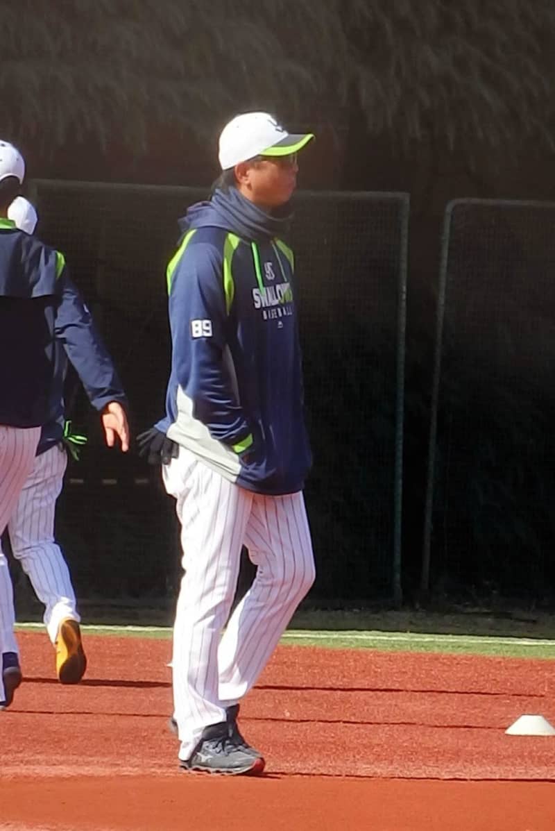 ヤクルト・伊藤投手コーチ オリックス・吉田正を警戒「開き直っていかないと」 ヤクルト・伊藤投手コーチ オリックス・吉田正を警戒「開き直っていかないと」