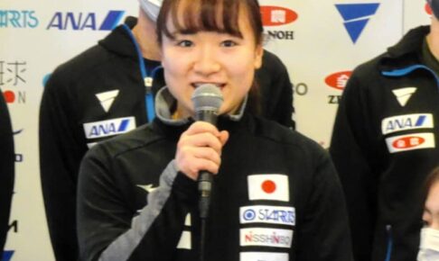 伊藤美誠「全員と決着つける」打倒中国へ“決闘”宣言　23日開幕・世界選手権へ出発