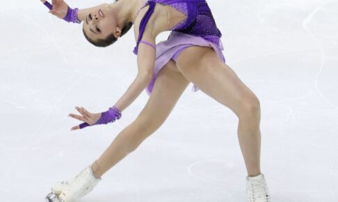 ワリエワがSP世界最高　松生7位、ロシア杯女子