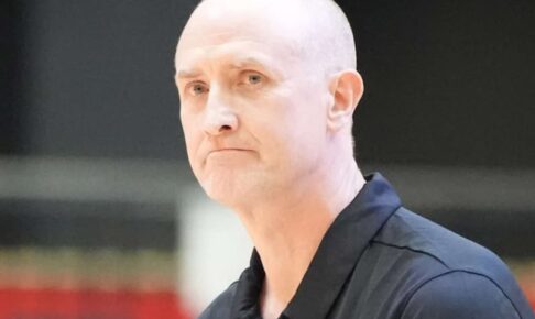 バスケ男子　ホーバス監督初陣飾れず「旅は今日から始まってどんどんうまくなる」