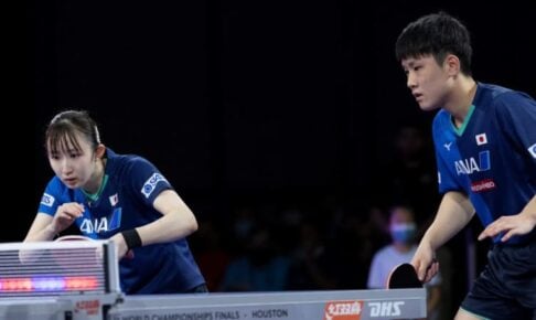 張本/早田ペア、中国ペアの猛攻止めきれず　混合複では日本勢2大会連続の銀メダル＜世界卓球2021＞
