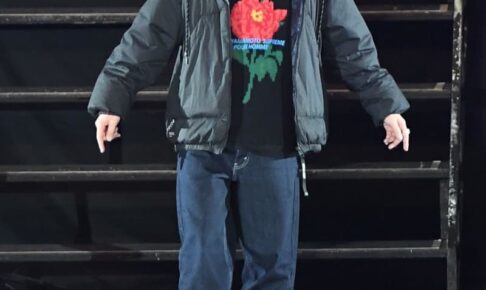 堀米雄斗がスケボー技でRIZINオープニングアクト　天心と抱擁、激励