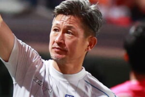 三浦知良がJFL鈴鹿に期限付き移籍正式発表「Boa Sorte」